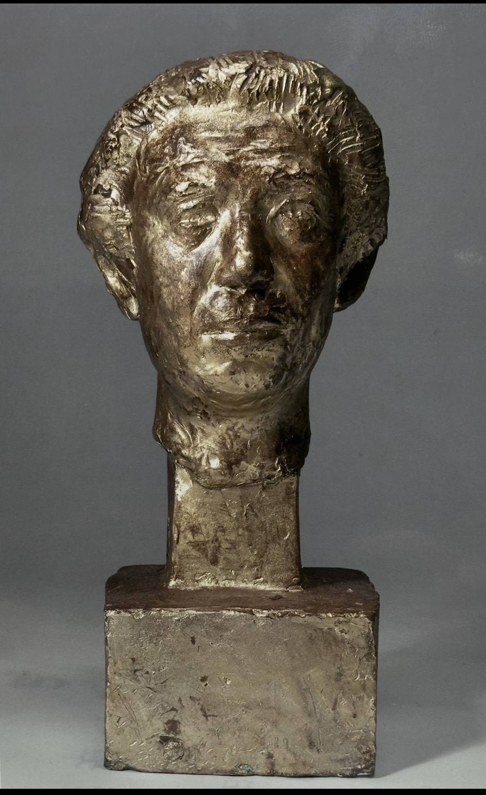 第101回白日会展「N先生」の彫刻画像